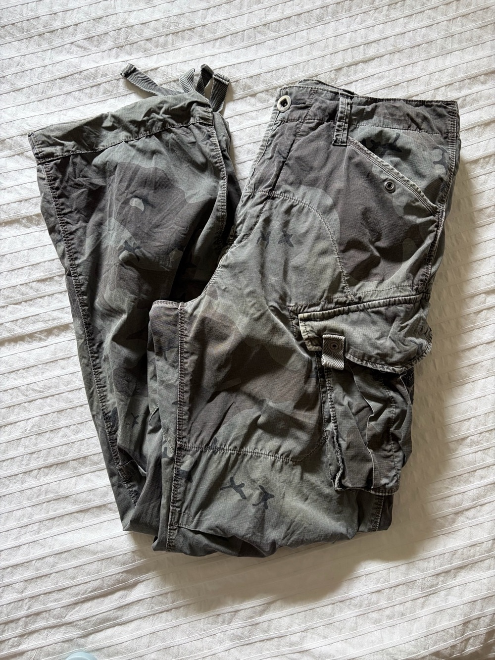 G-STAR RAW - size 31 vintage camouflage cargo pants